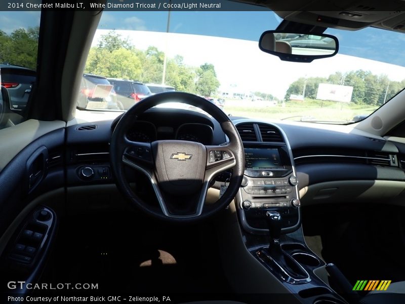 White Diamond Tricoat / Cocoa/Light Neutral 2014 Chevrolet Malibu LT