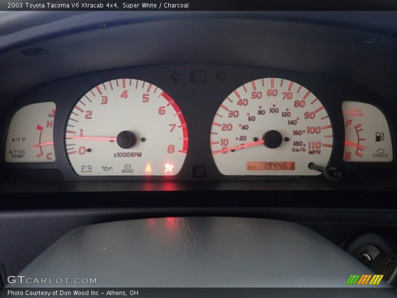 Super White / Charcoal 2003 Toyota Tacoma V6 Xtracab 4x4