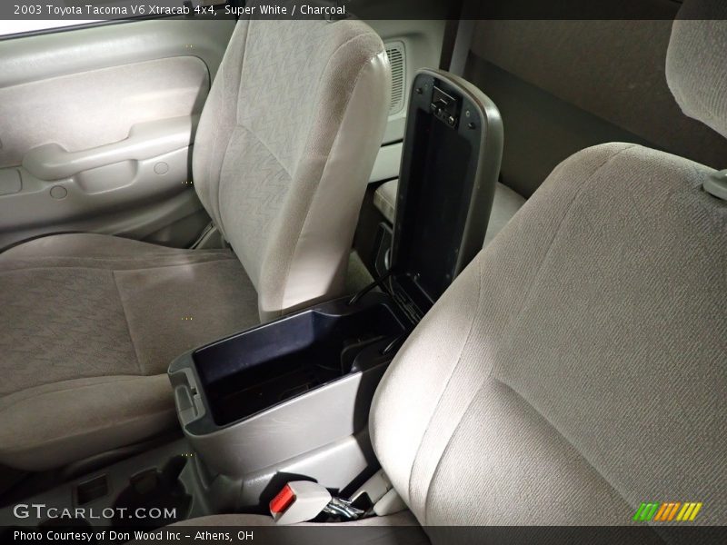Super White / Charcoal 2003 Toyota Tacoma V6 Xtracab 4x4
