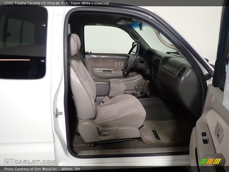 Super White / Charcoal 2003 Toyota Tacoma V6 Xtracab 4x4
