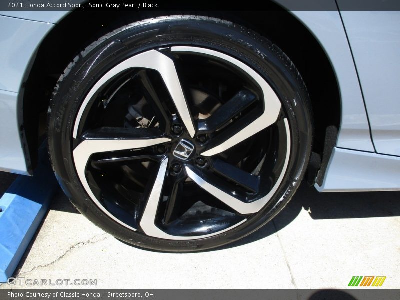Sonic Gray Pearl / Black 2021 Honda Accord Sport