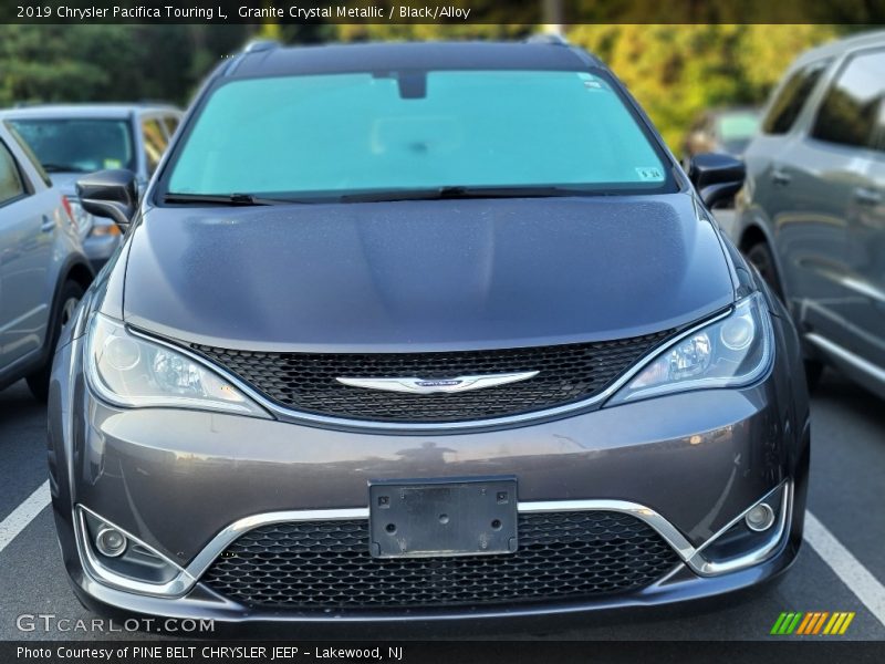 Granite Crystal Metallic / Black/Alloy 2019 Chrysler Pacifica Touring L