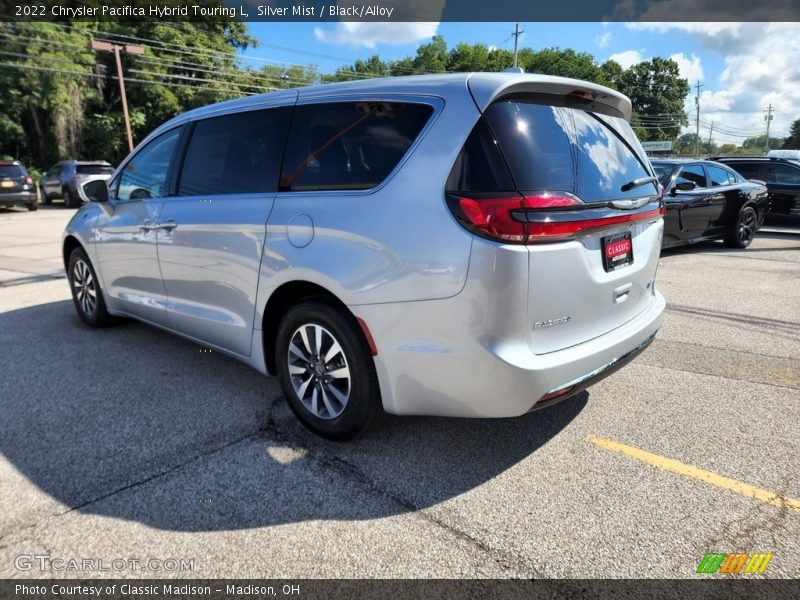 Silver Mist / Black/Alloy 2022 Chrysler Pacifica Hybrid Touring L