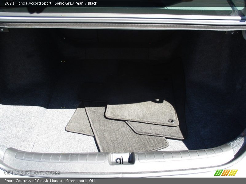 Sonic Gray Pearl / Black 2021 Honda Accord Sport