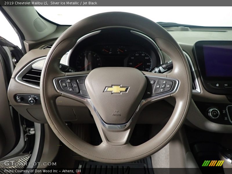 Silver Ice Metallic / Jet Black 2019 Chevrolet Malibu LS