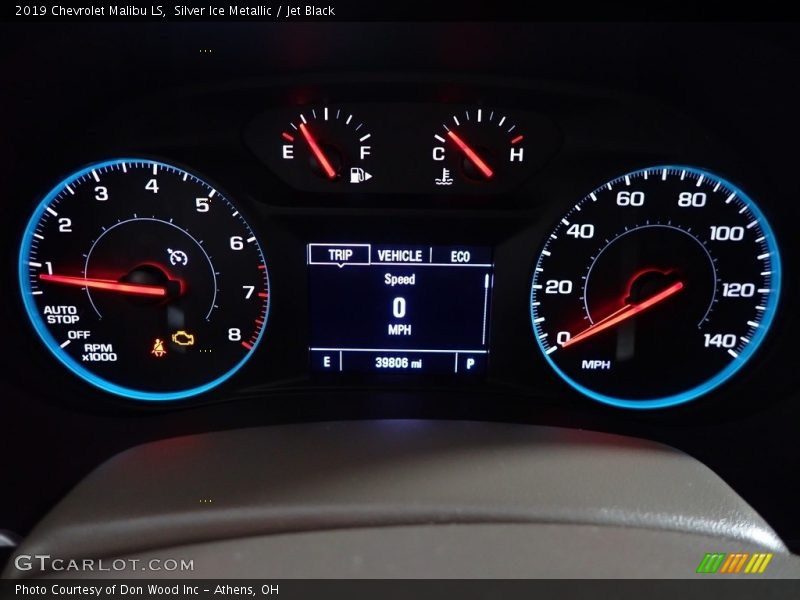 Silver Ice Metallic / Jet Black 2019 Chevrolet Malibu LS