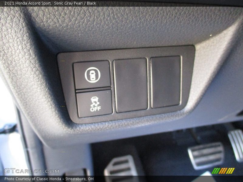 Sonic Gray Pearl / Black 2021 Honda Accord Sport