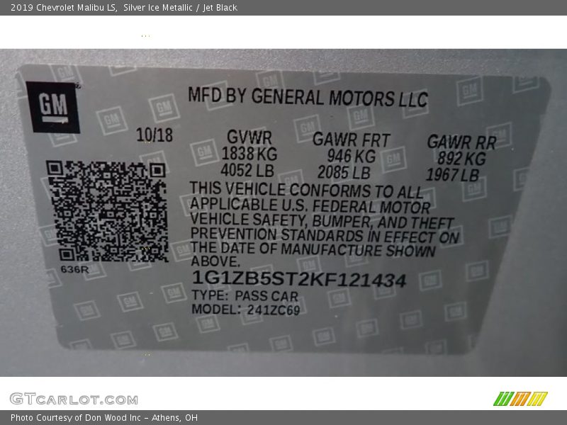 Silver Ice Metallic / Jet Black 2019 Chevrolet Malibu LS