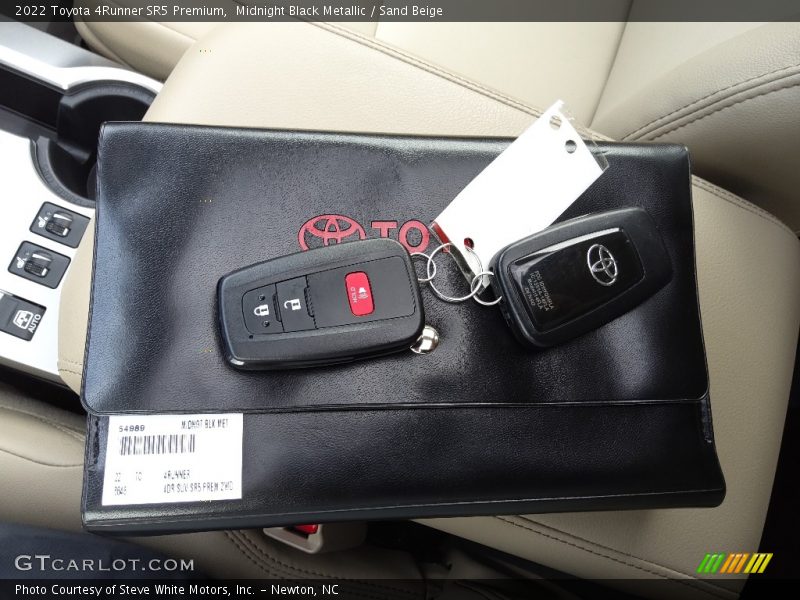 Keys of 2022 4Runner SR5 Premium