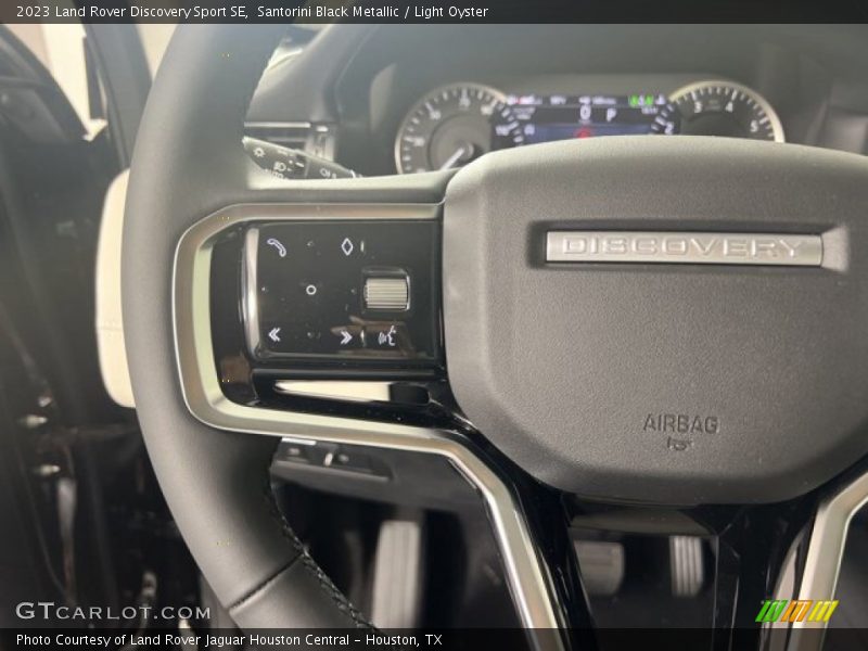 Santorini Black Metallic / Light Oyster 2023 Land Rover Discovery Sport SE