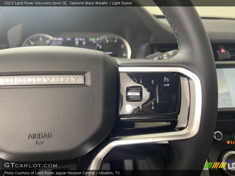 Santorini Black Metallic / Light Oyster 2023 Land Rover Discovery Sport SE
