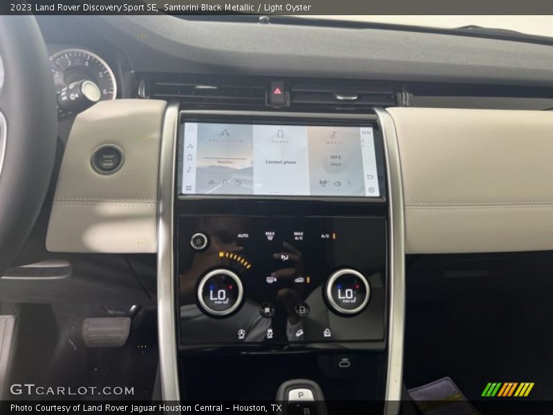 Santorini Black Metallic / Light Oyster 2023 Land Rover Discovery Sport SE