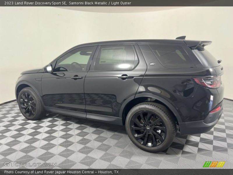 Santorini Black Metallic / Light Oyster 2023 Land Rover Discovery Sport SE