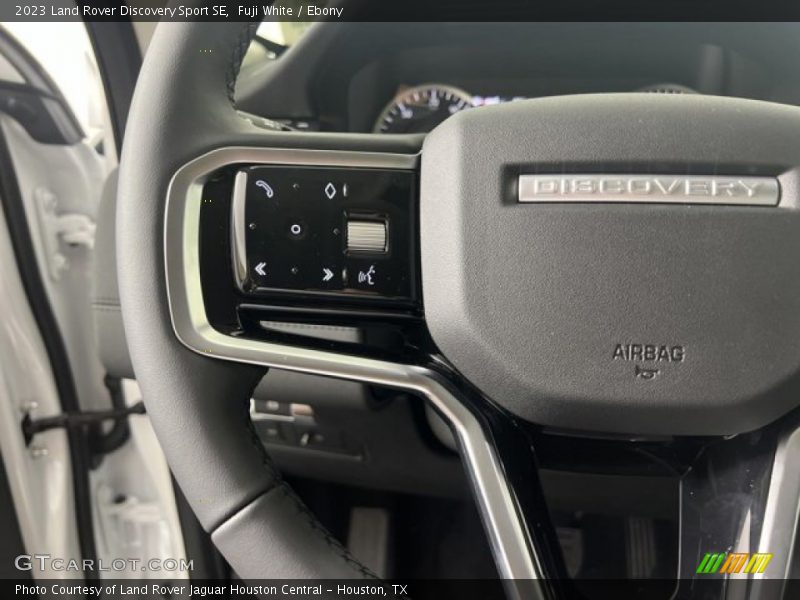 Fuji White / Ebony 2023 Land Rover Discovery Sport SE