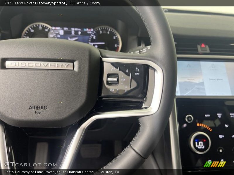 Fuji White / Ebony 2023 Land Rover Discovery Sport SE