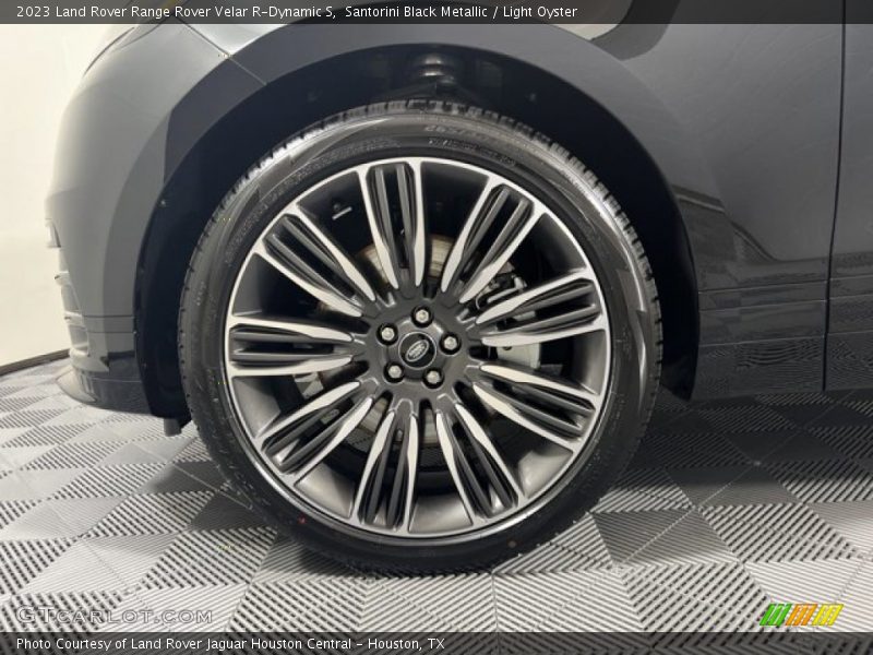  2023 Range Rover Velar R-Dynamic S Wheel