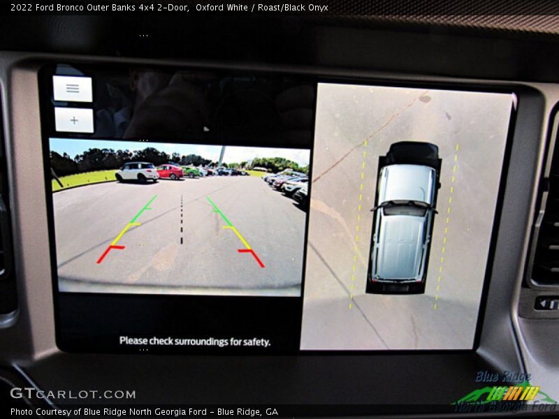 Oxford White / Roast/Black Onyx 2022 Ford Bronco Outer Banks 4x4 2-Door