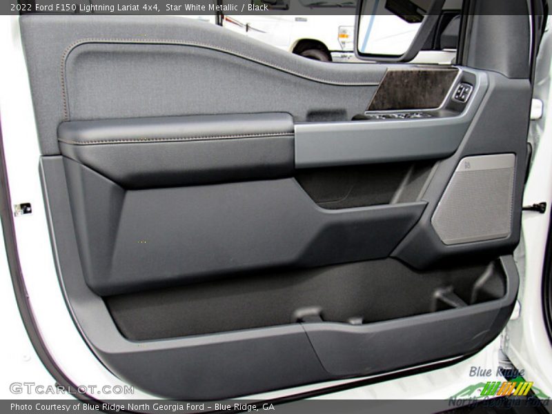 Door Panel of 2022 F150 Lightning Lariat 4x4