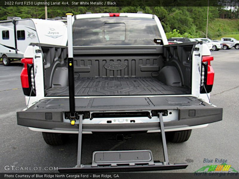 Star White Metallic / Black 2022 Ford F150 Lightning Lariat 4x4