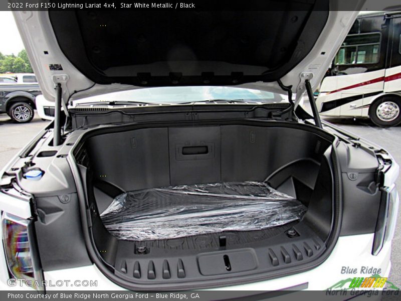  2022 F150 Lightning Lariat 4x4 Trunk