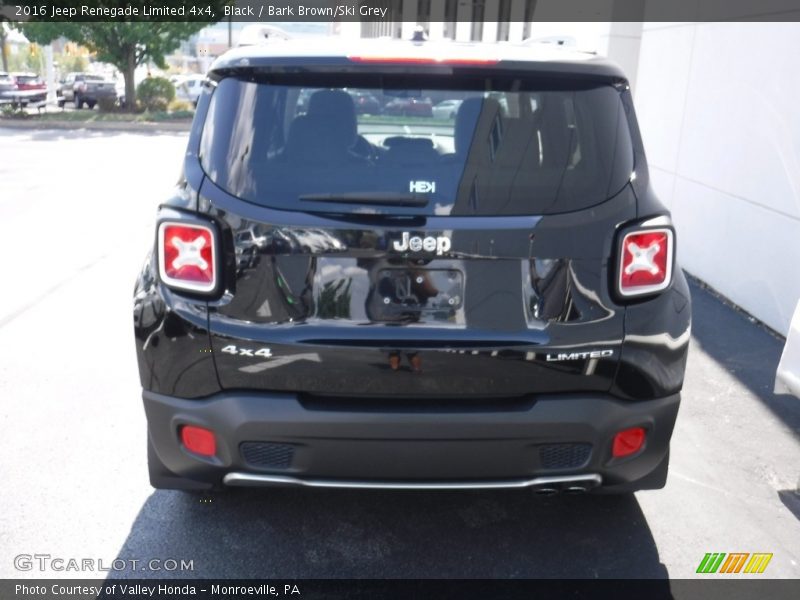 Black / Bark Brown/Ski Grey 2016 Jeep Renegade Limited 4x4