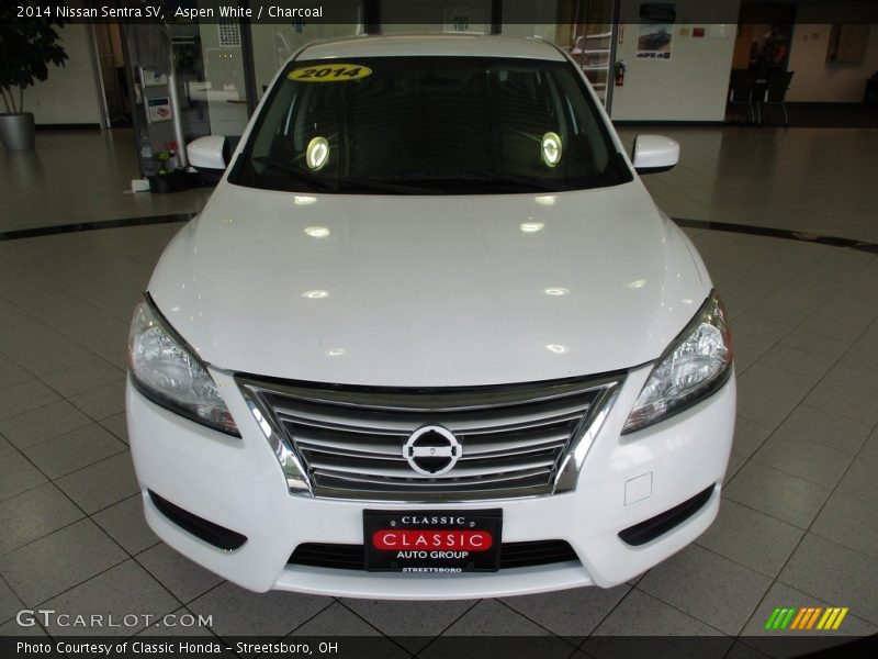 Aspen White / Charcoal 2014 Nissan Sentra SV