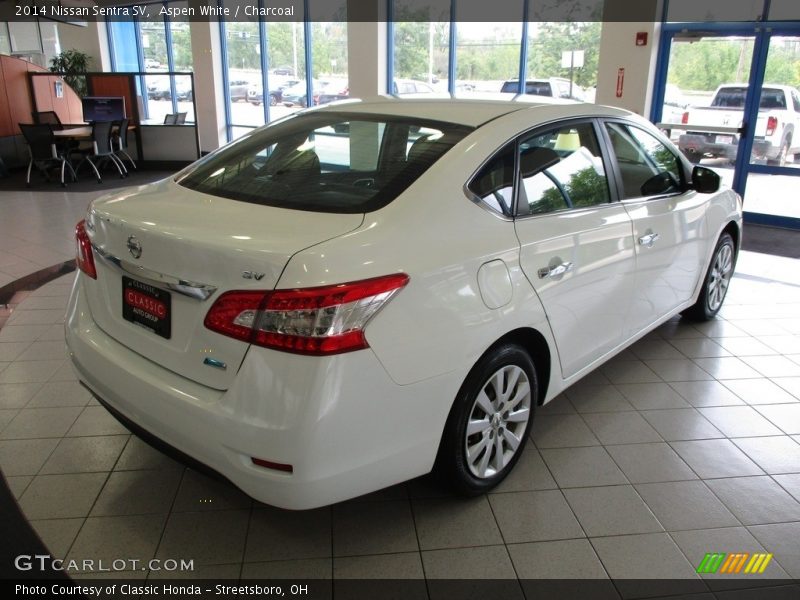 Aspen White / Charcoal 2014 Nissan Sentra SV