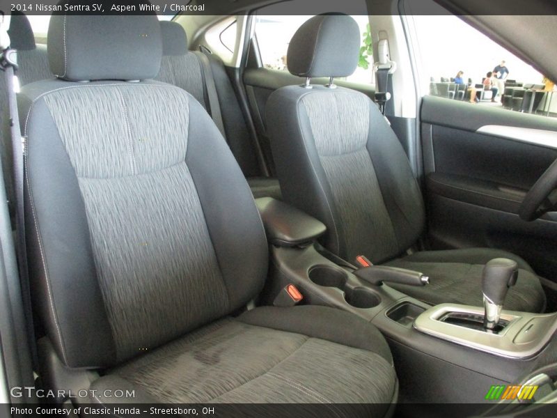 Aspen White / Charcoal 2014 Nissan Sentra SV