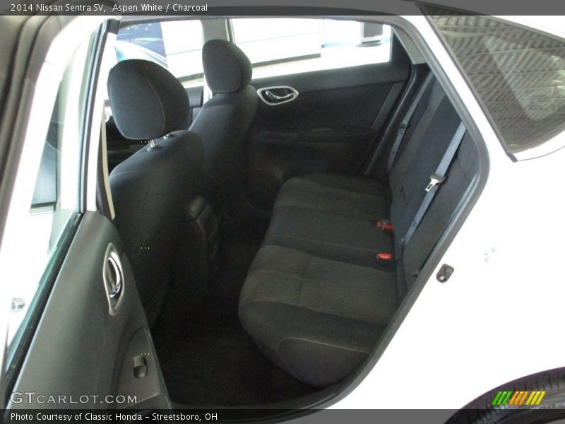 Aspen White / Charcoal 2014 Nissan Sentra SV