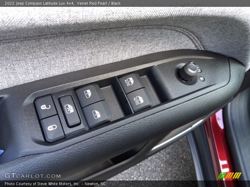 Velvet Red Pearl / Black 2022 Jeep Compass Latitude Lux 4x4