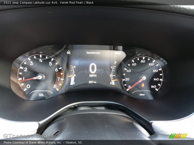  2022 Compass Latitude Lux 4x4 Latitude Lux 4x4 Gauges