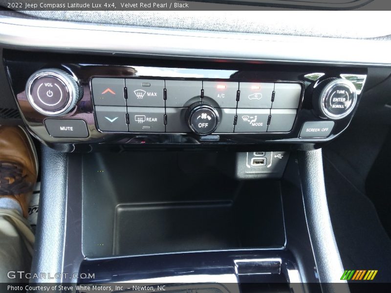 Velvet Red Pearl / Black 2022 Jeep Compass Latitude Lux 4x4