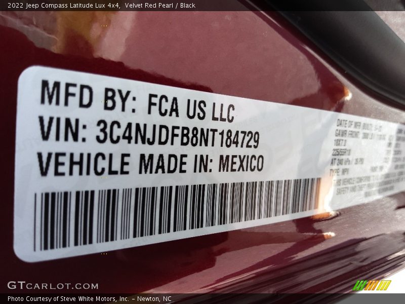 Velvet Red Pearl / Black 2022 Jeep Compass Latitude Lux 4x4