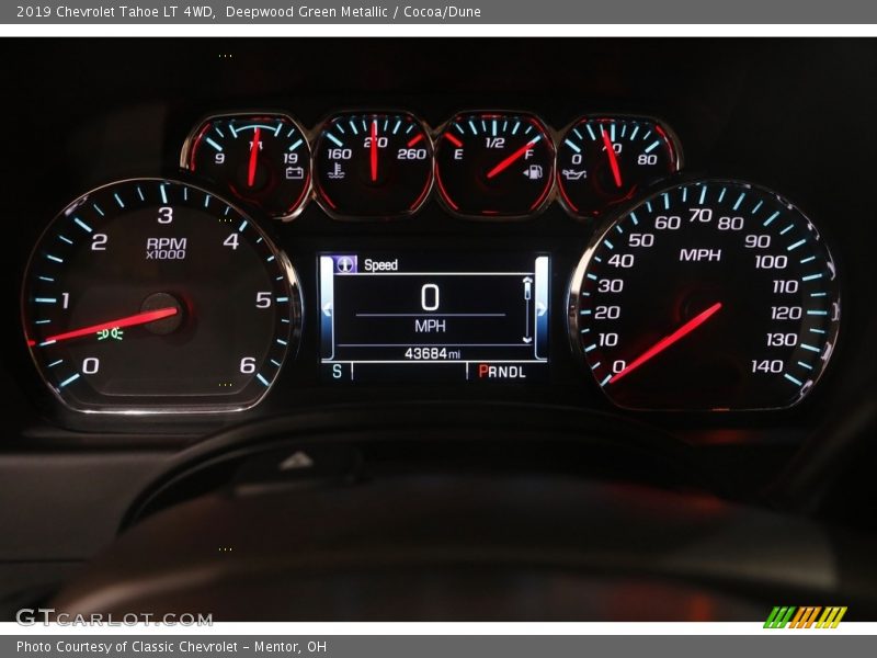 Deepwood Green Metallic / Cocoa/Dune 2019 Chevrolet Tahoe LT 4WD