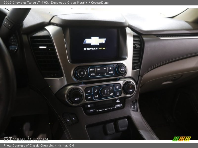 Deepwood Green Metallic / Cocoa/Dune 2019 Chevrolet Tahoe LT 4WD