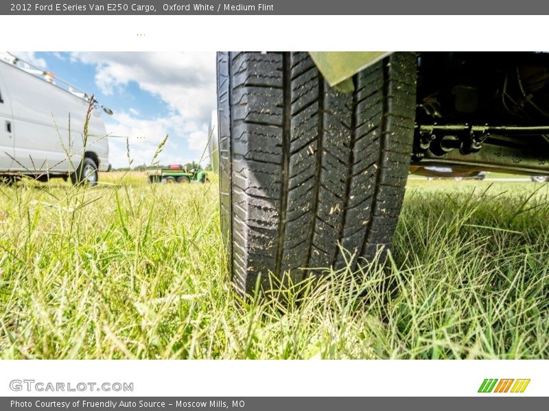 Oxford White / Medium Flint 2012 Ford E Series Van E250 Cargo