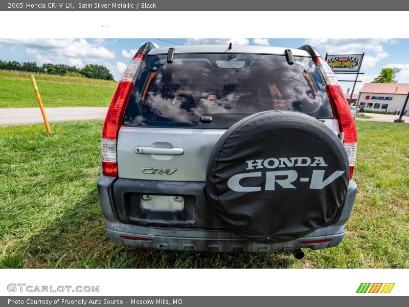 Satin Silver Metallic / Black 2005 Honda CR-V LX