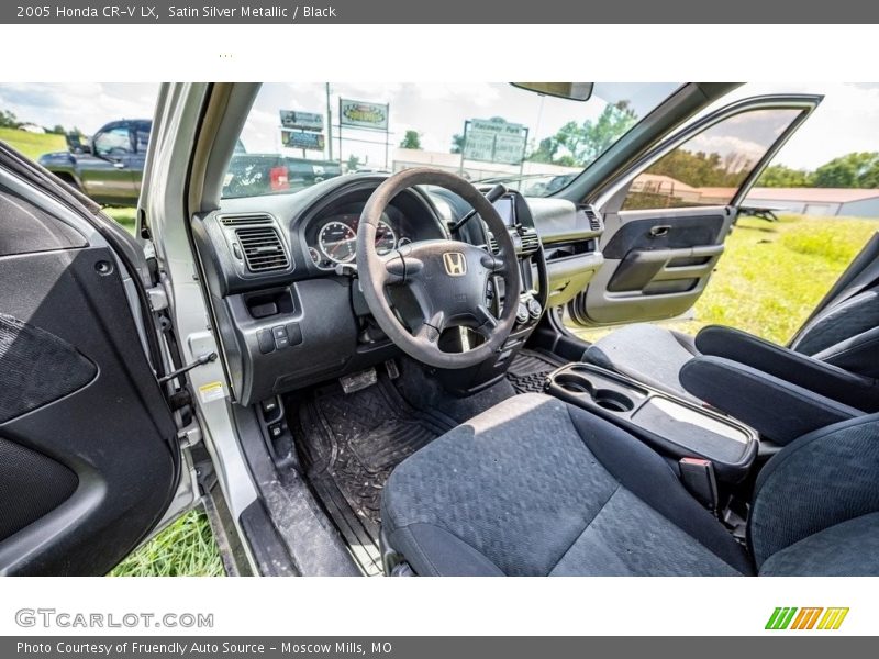 Satin Silver Metallic / Black 2005 Honda CR-V LX