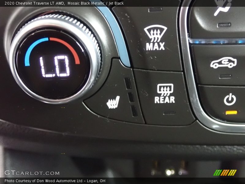 Mosaic Black Metallic / Jet Black 2020 Chevrolet Traverse LT AWD