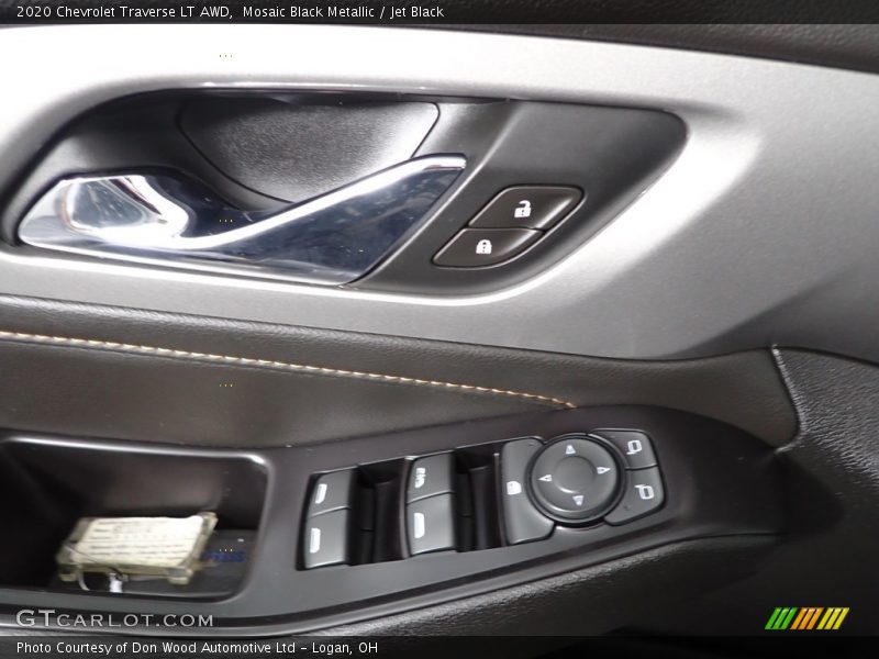 Mosaic Black Metallic / Jet Black 2020 Chevrolet Traverse LT AWD