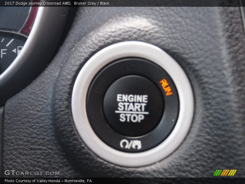 Bruiser Grey / Black 2017 Dodge Journey Crossroad AWD