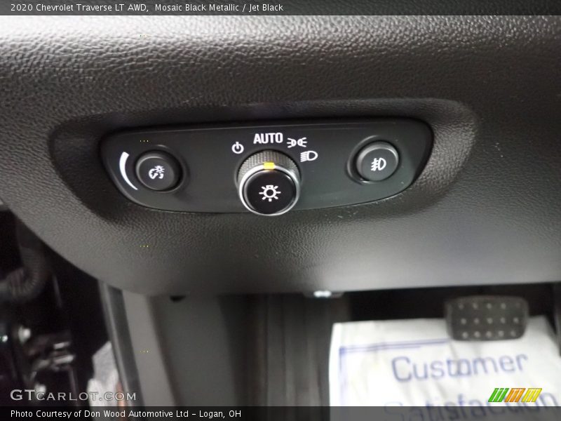 Mosaic Black Metallic / Jet Black 2020 Chevrolet Traverse LT AWD