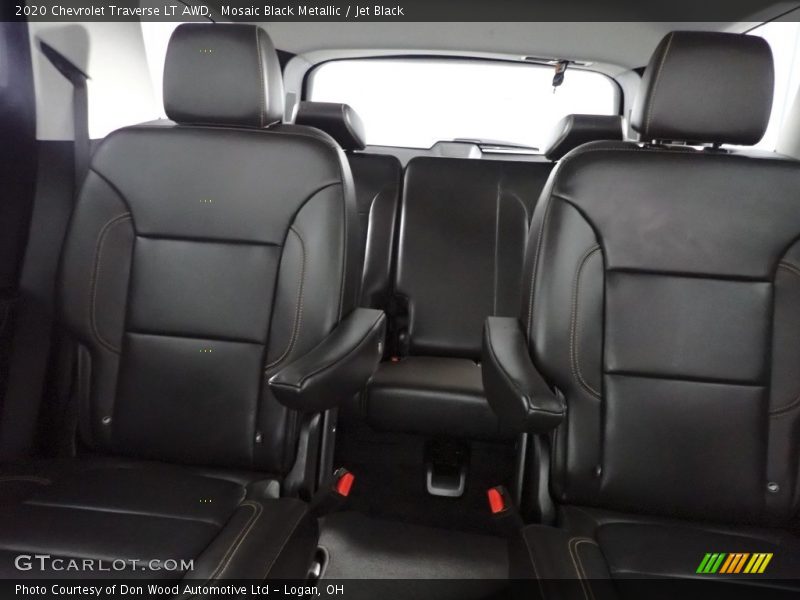 Mosaic Black Metallic / Jet Black 2020 Chevrolet Traverse LT AWD