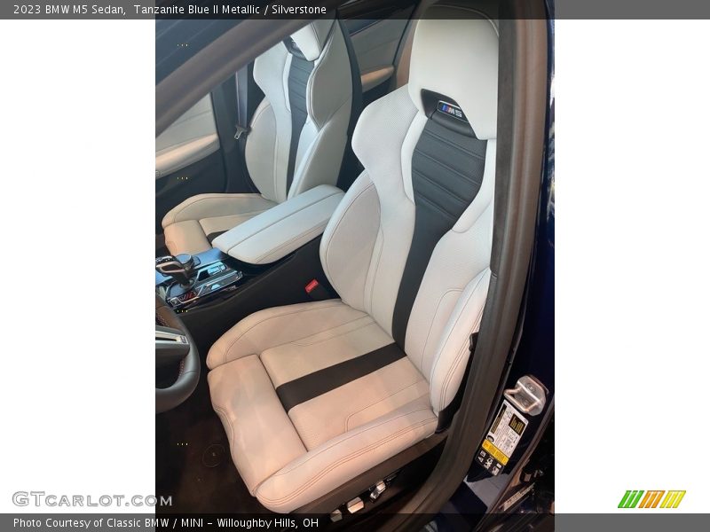  2023 M5 Sedan Silverstone Interior