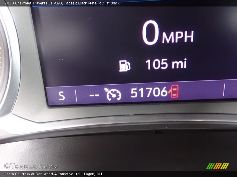 Mosaic Black Metallic / Jet Black 2020 Chevrolet Traverse LT AWD