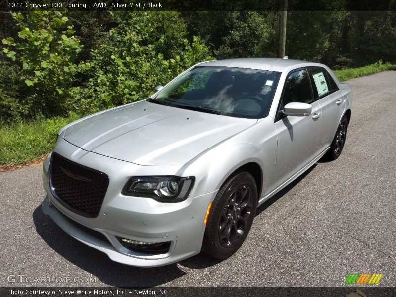 Silver Mist / Black 2022 Chrysler 300 Touring L AWD