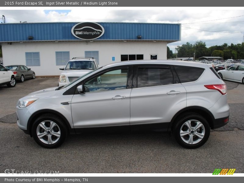 Ingot Silver Metallic / Medium Light Stone 2015 Ford Escape SE