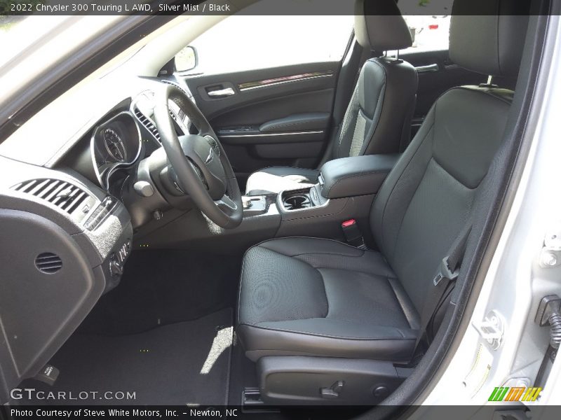 Front Seat of 2022 300 Touring L AWD