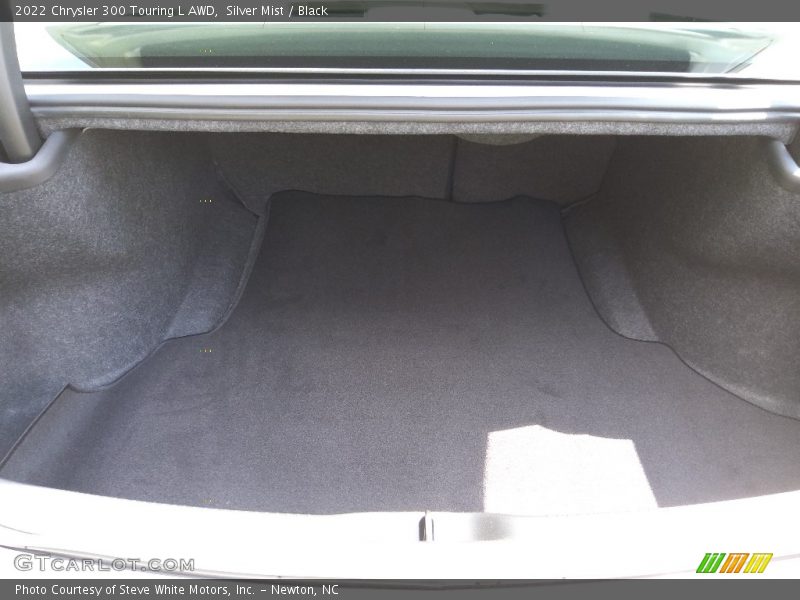  2022 300 Touring L AWD Trunk