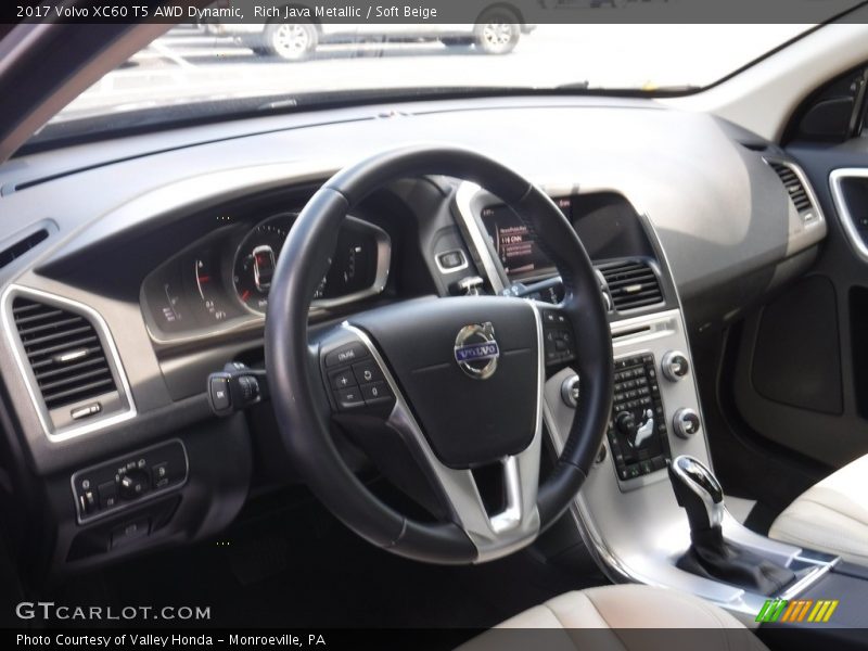 Rich Java Metallic / Soft Beige 2017 Volvo XC60 T5 AWD Dynamic